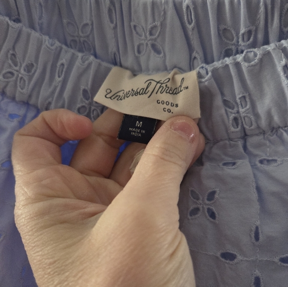 Universal Thread Matching Set- Size Medium - Picture 9 of 10